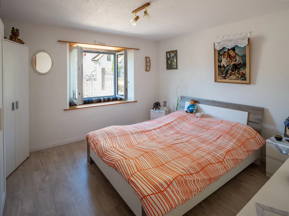 Casa di carattere con due appartamenti, garage, annessi e terrazza – foto 18 di 19