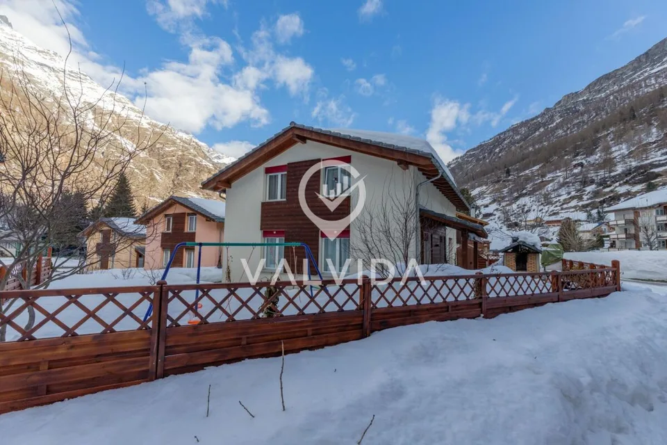 Il tuo rifugio vicino a Zermatt - Deliziosa casa unifamiliare a Täsch