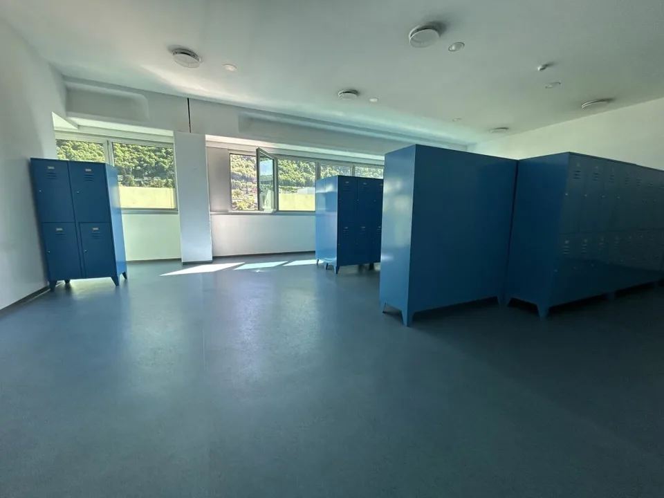 Fläche für Büro-, Labor- und Lagerzwecke usw. – Foto 6 von 8