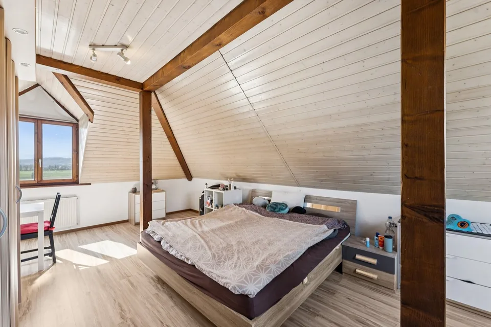 Casa da ristrutturare con grande potenziale