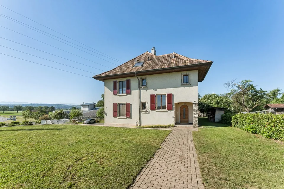 Maison à rénover avec grand potentiel
