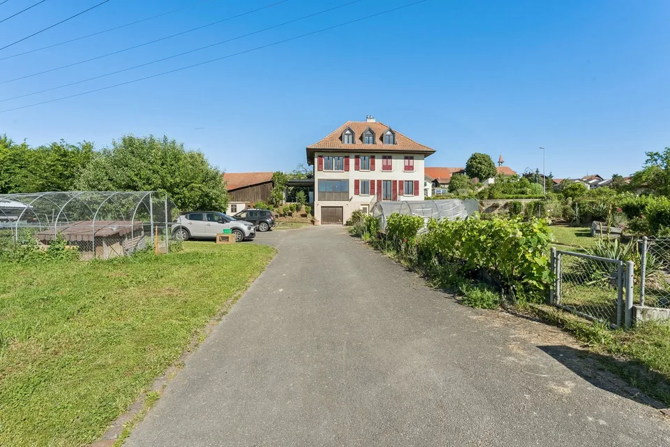 Casa da ristrutturare con grande potenziale – foto 13 di 13
