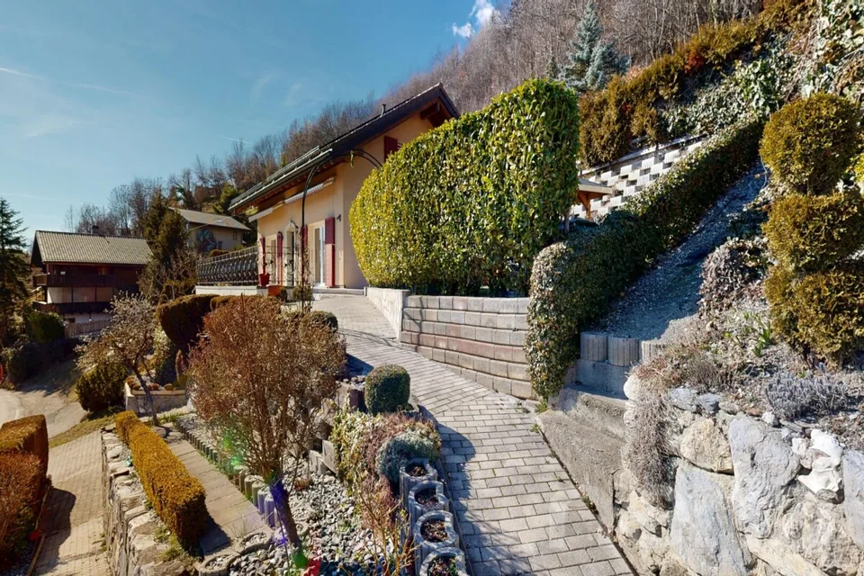 Villa individuelle - vue imprenable et studio indépendant à Daillon – photo 16 sur 18