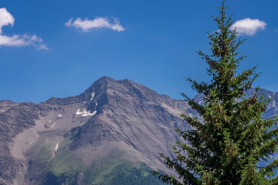 Ampio appartamento di vacanza con tre balconi nel cuore di Bettmeralp – foto 23 di 30