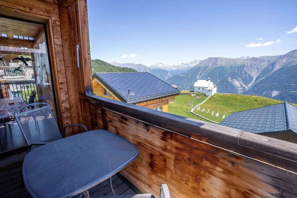 Ampio appartamento di vacanza con tre balconi nel cuore di Bettmeralp – foto 20 di 30