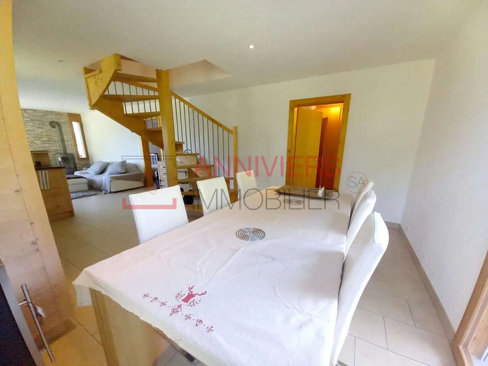 Geräumige Dachgeschosswohnung - 4 Zimmer - Freie und sonnige Aussicht – Foto 7 von 13