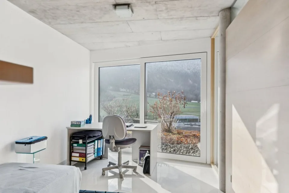 Traumwohnung, Design und funkelnder Blick auf Moutier – Foto 8 von 13