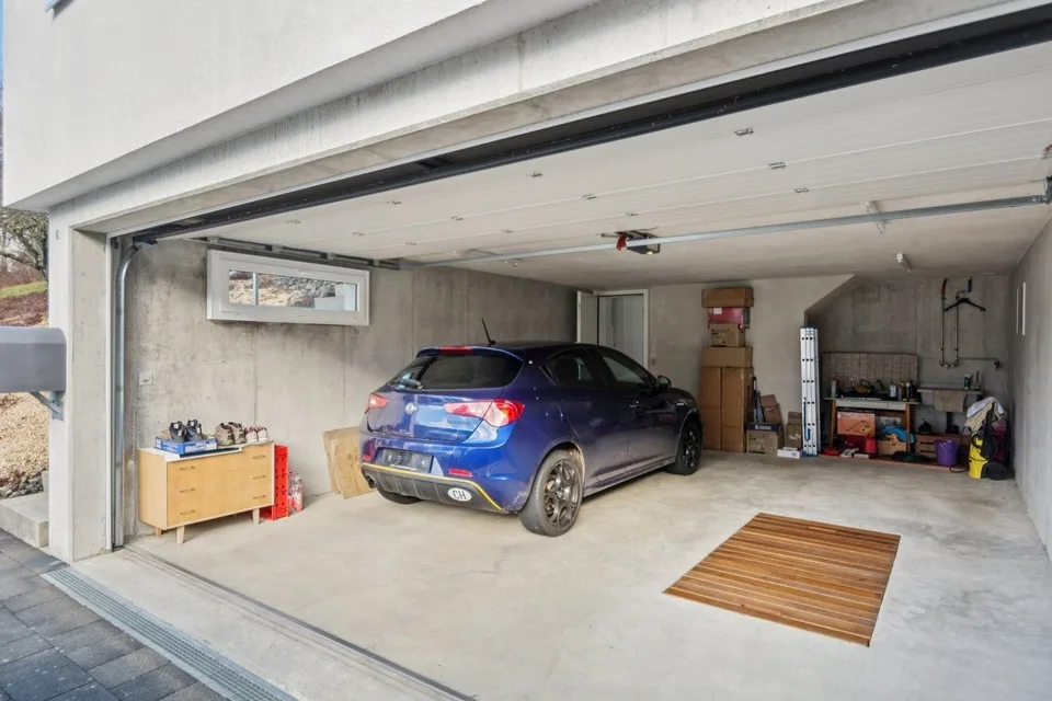 Traumwohnung, Design und funkelnder Blick auf Moutier – Foto 13 von 13
