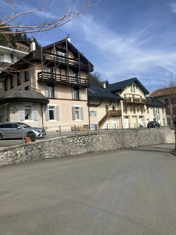 Haus mit 6 Wohnungen in Leysin – Foto 8 von 8