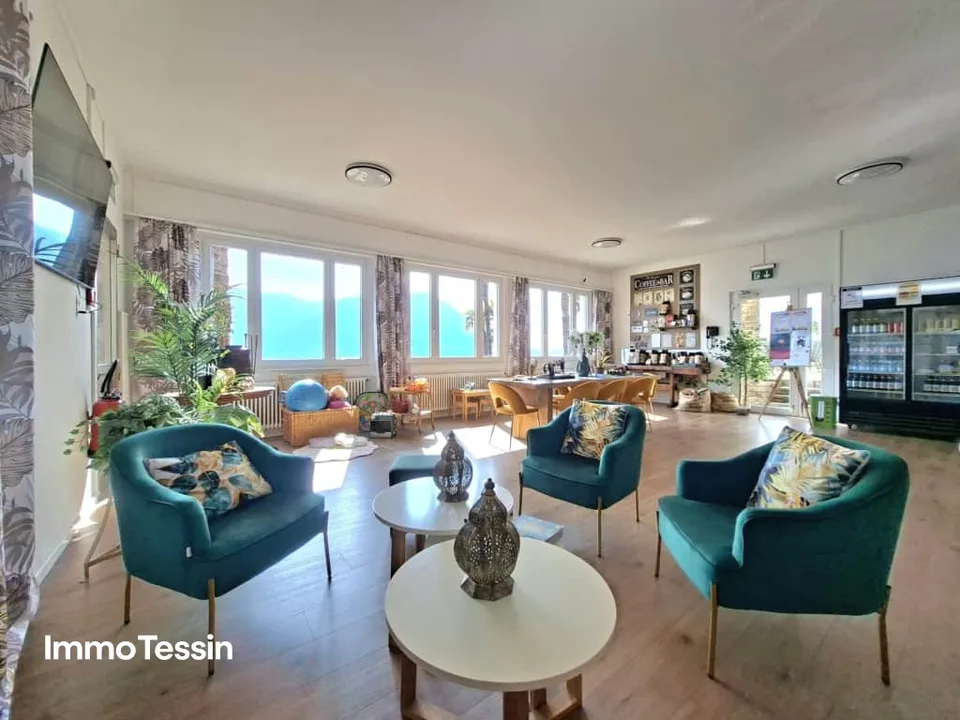 EINMALIGE GELEGENHEIT: Wunderschönes Hotel in Brissago mit atemberaubender Panoramaseesicht am Lago Maggiore – Foto 8 von 13