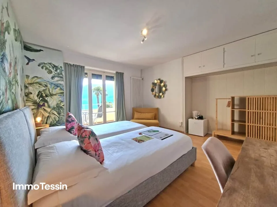 EINMALIGE GELEGENHEIT: Wunderschönes Hotel in Brissago mit atemberaubender Panoramaseesicht am Lago Maggiore – Foto 9 von 13
