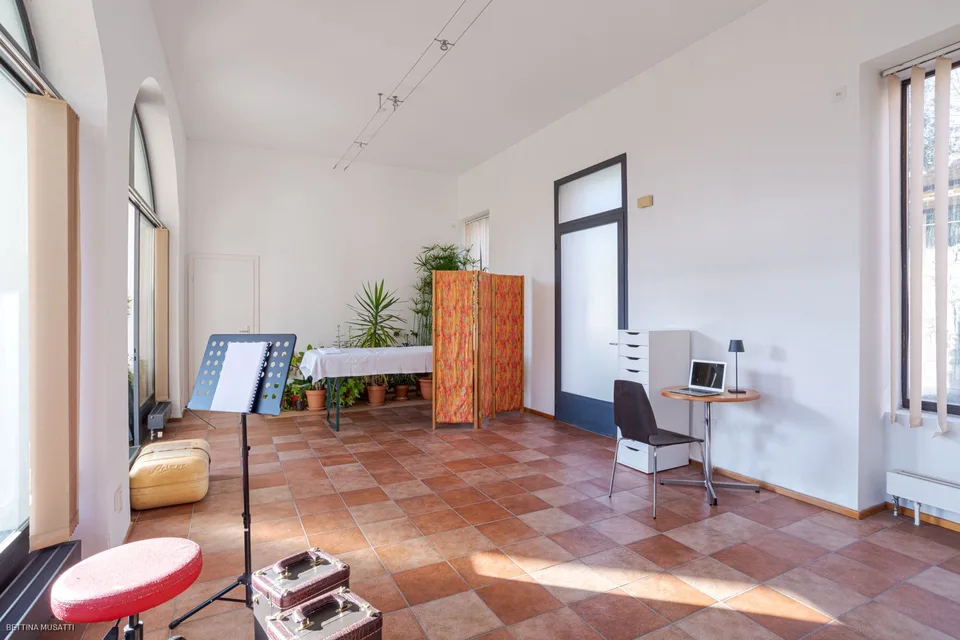 Morbio Inferiore – Petite Maison Ensoleillée avec Cour Privée – photo 12 sur 18