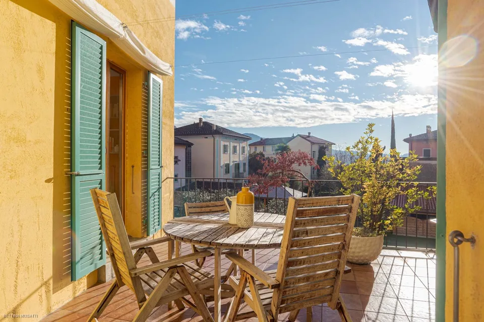 Morbio Inferiore – Petite Maison Ensoleillée avec Cour Privée – photo 8 sur 18