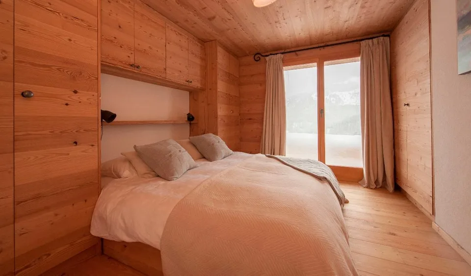 Geräumiges Fünf-Zimmer-Chalet mit Panoramablick – Foto 13 von 13