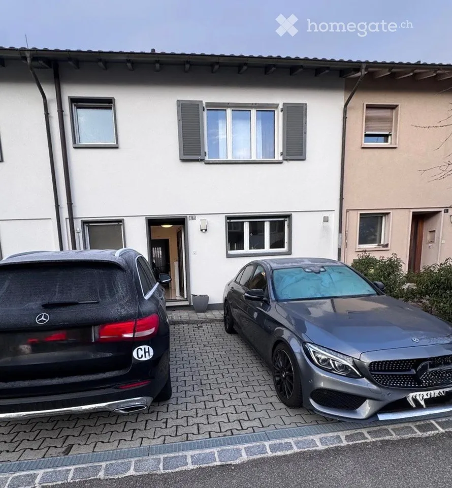 Charmantes Reihenhaus mit Garten in Pratteln – sofort verfügbar!
