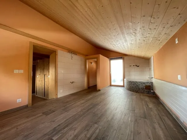 Chalet individuel de 5,5 pièces + annexe