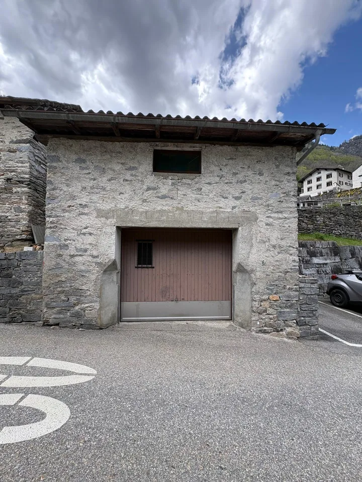 Elegante casa di charme in posizione elevata ad Arvigo - Calanca – Foto 13 von 20