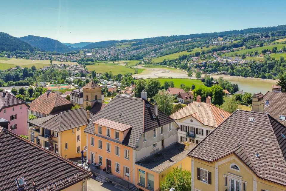 Une opportunité unique d'investissement au c?ur des Brenets!