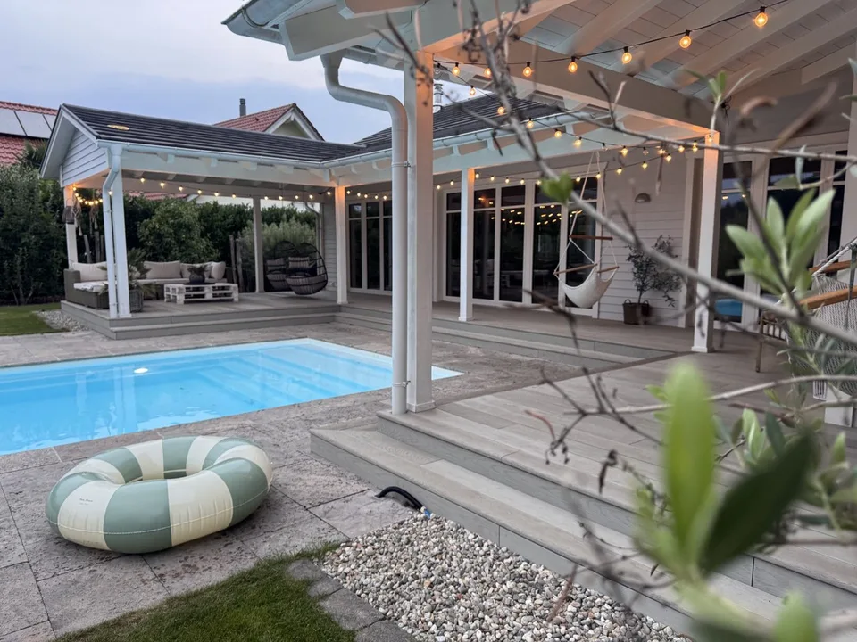 Villa da sogno con piscina per famiglie direttamente sulla collina soleggiata a Hölstein BL – foto 13 di 14