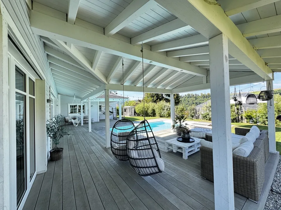 Villa da sogno con piscina per famiglie direttamente sulla collina soleggiata a Hölstein BL – foto 10 di 14