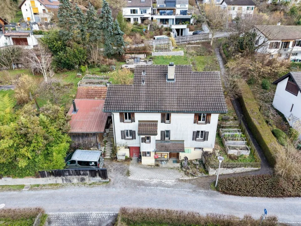 Maison unifamiliale avec potentiel de développement