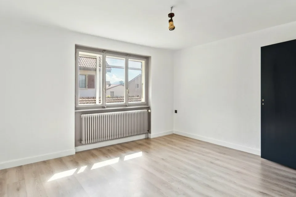 Schönes Familienhaus im Herzen eines grünen Dorfes – Foto 13 von 13