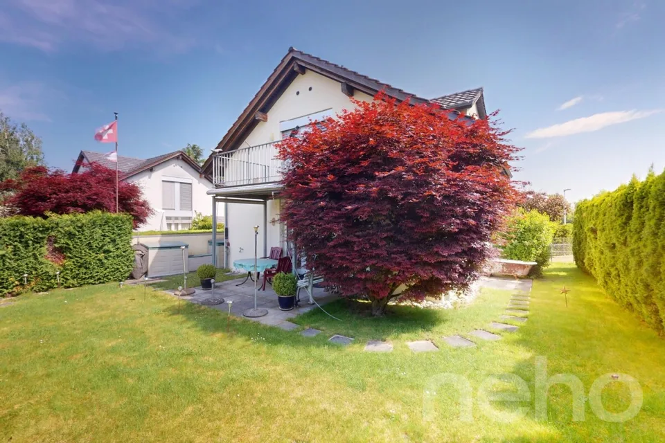 Casa unifamiliare con giardino idilliaco e garage separato – foto 14 di 18
