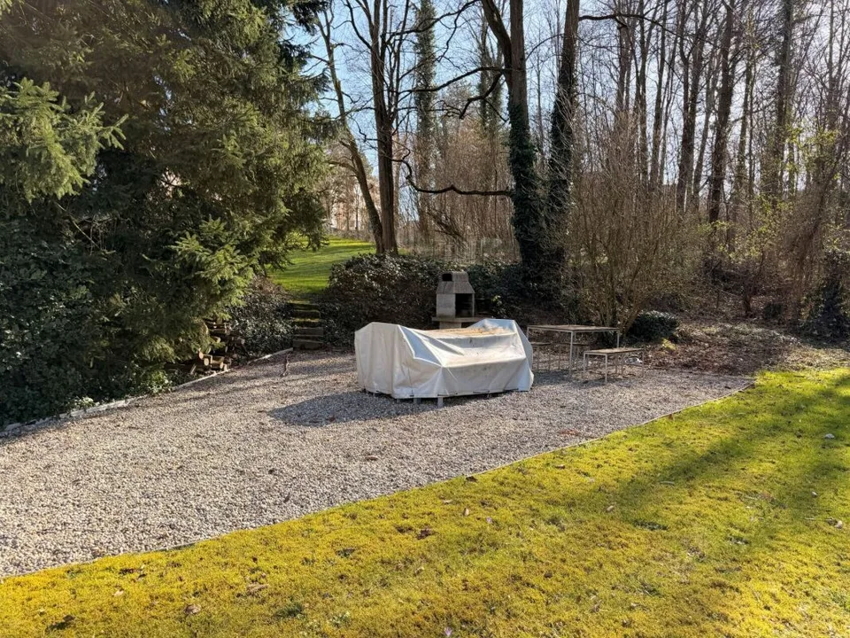 Appartement lumineux de 4,5 pièces à Binningen – photo 14 sur 15
