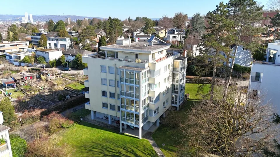 Appartement lumineux de 4,5 pièces à Binningen – photo 15 sur 15