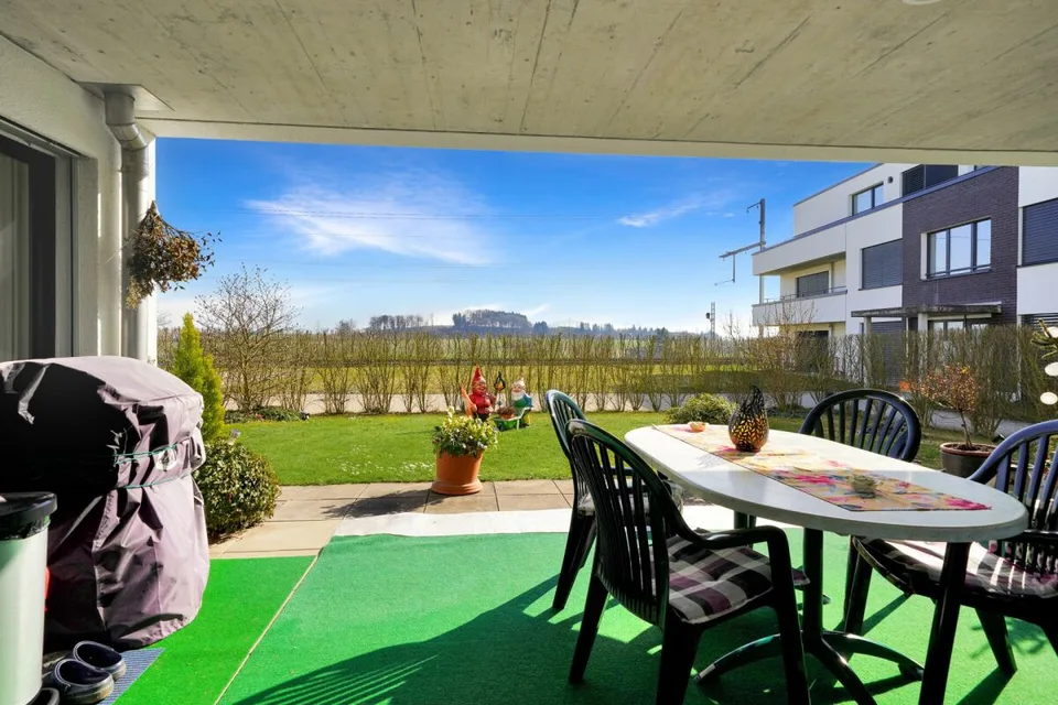 Appartement de terrasse moderne et lumineux avec grand jardin – photo 12 sur 13