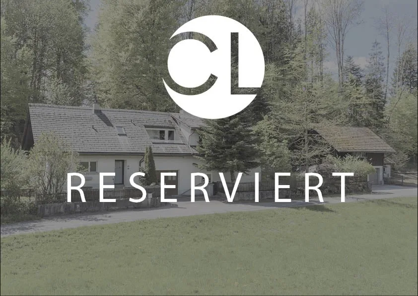 RESERVIERT - Naturidylle mit viel Land, Nebengebäude & Privatsphäre – Nähe Zug und Zürich