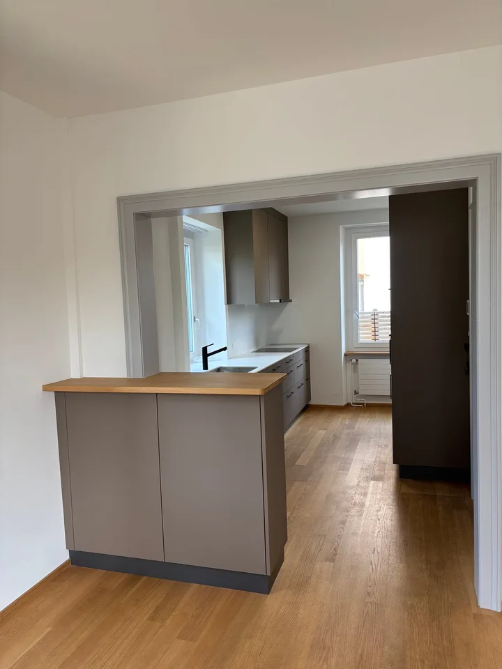 Maison jumelée rénovée de 5,5 pièces à Muttenz