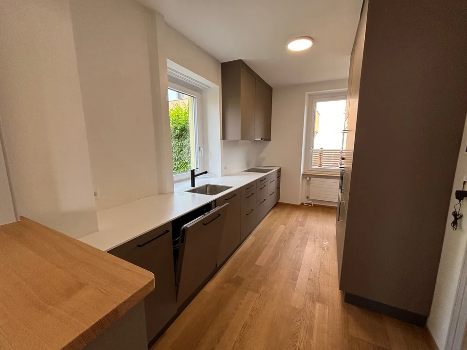 Maison jumelée rénovée de 5,5 pièces à Muttenz
