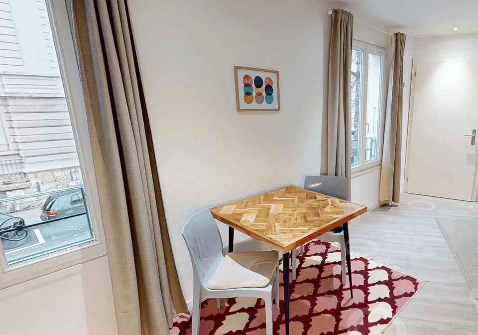 Bright & Practical Studio in the Heart of the City of Lausanne – photo 10 sur 12