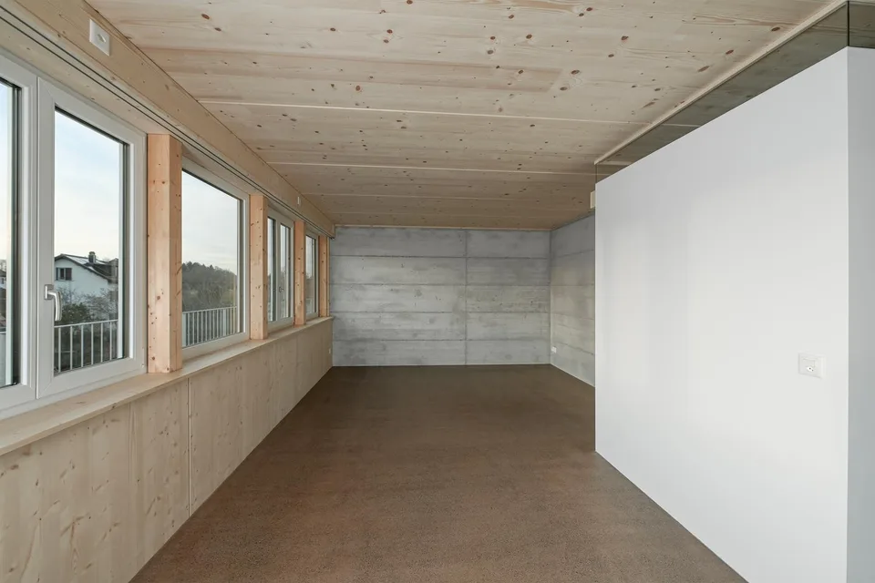 Nuovo appartamento loft in mansarda di 2,5 locali a Ostermundigen
