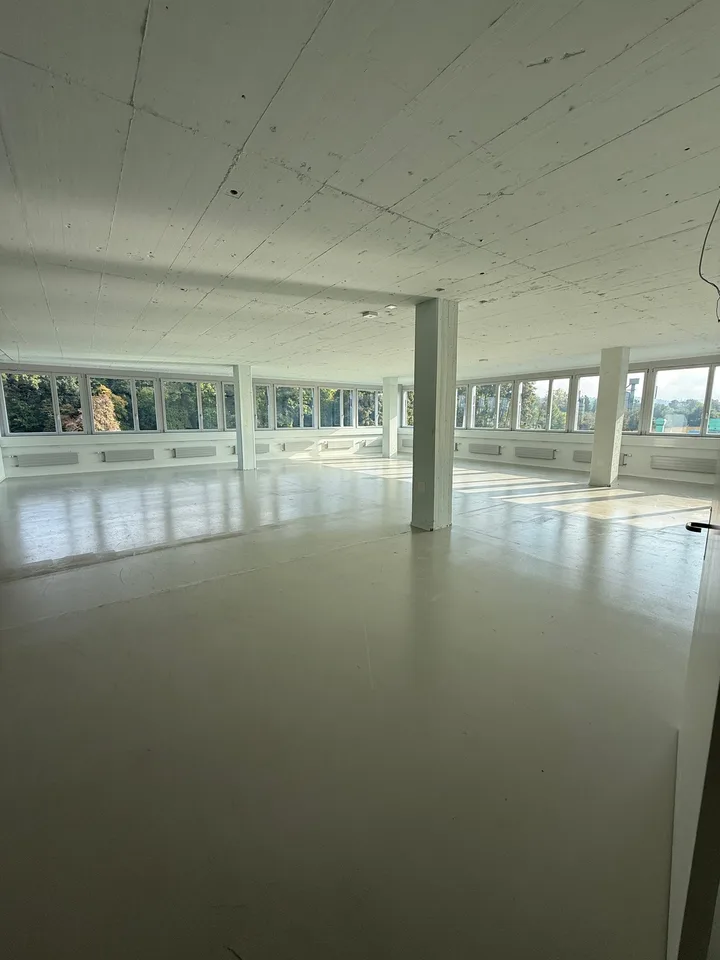 Vielseitige Gewerbefläche/n in Kloten zu vermieten