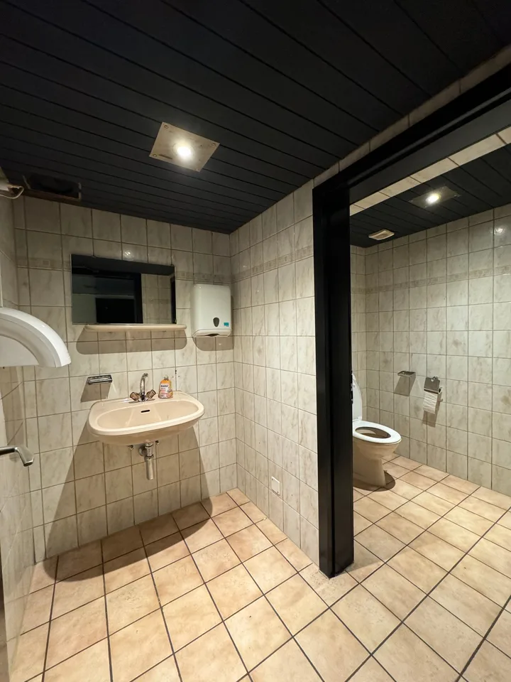 Charmant espace de restauration ou commercial en plein centre de St-Gallen
