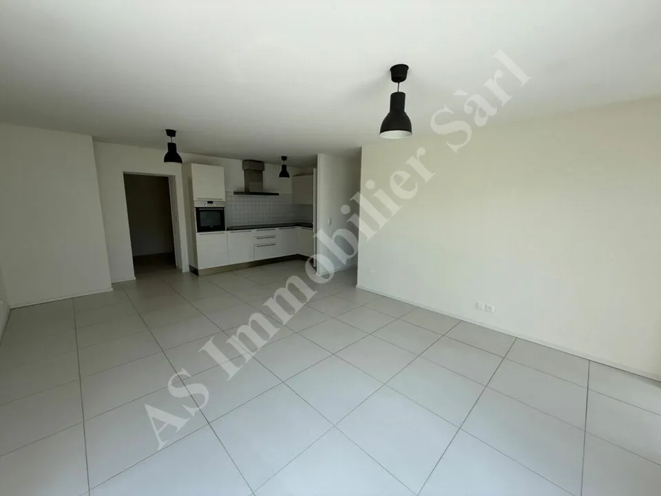 Prachtvolle 2.5-Zimmer-Wohnung mit 56 M2 und Terrasse