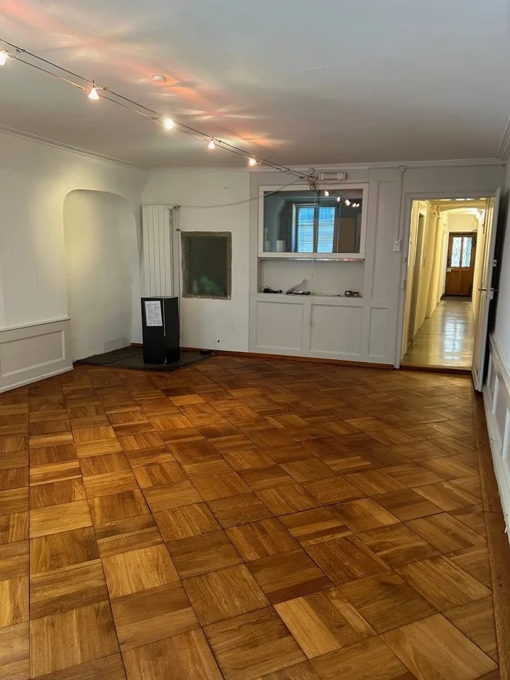 Espace commercial unique avec caractère dans la vieille ville de Berne