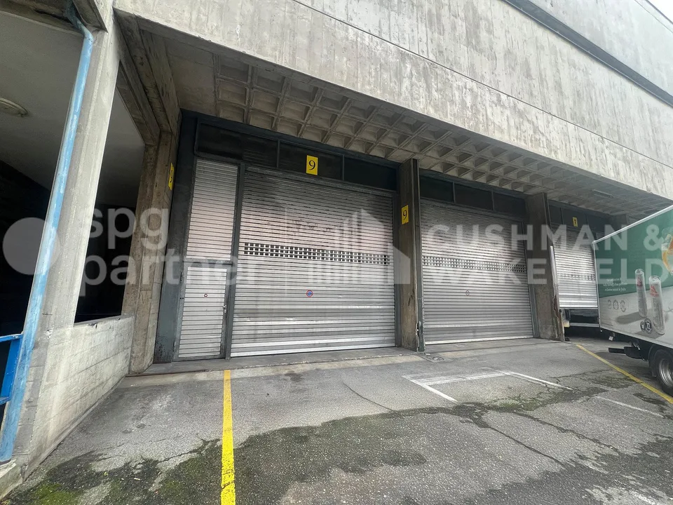Jeunes 23 - Dépôt logistique de 2'400 m² – photo 10 sur 12