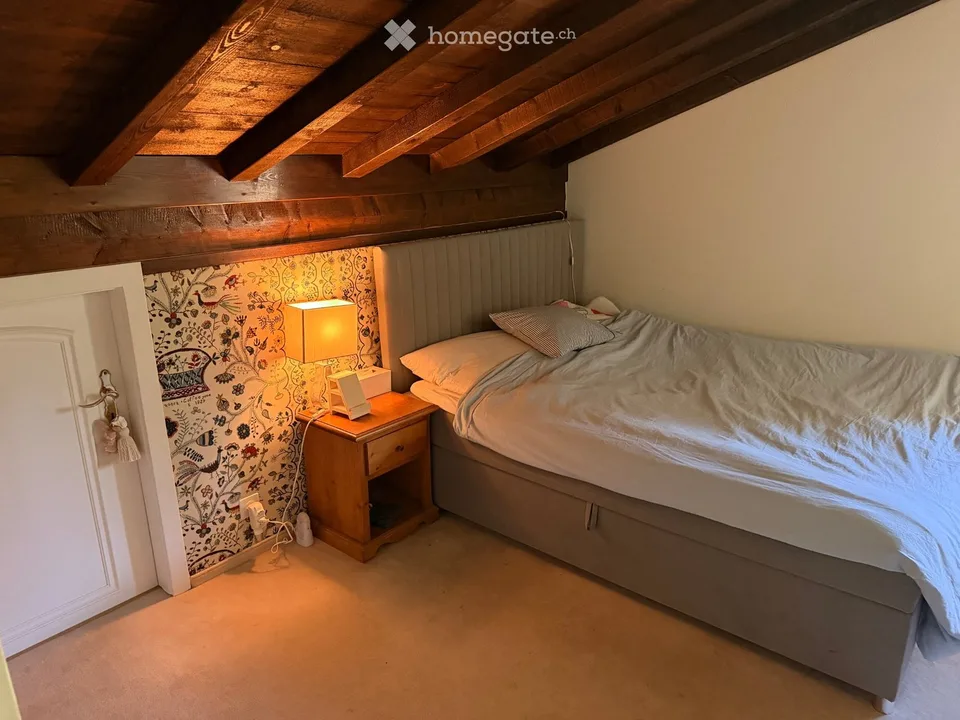 2.5 pièces à louer à l'année - Meublé avec une place de parc