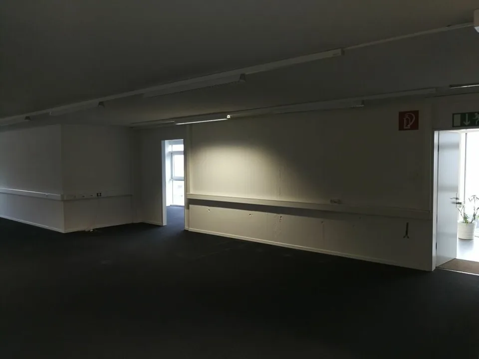 Spazi aziendali moderni in una posizione favorevole – foto 8 di 10