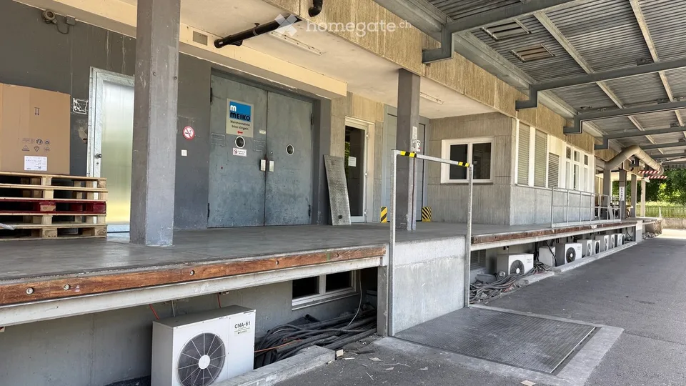 Gewerbe- & Retailfläche an der Industriestrasse 9 in Fällanden