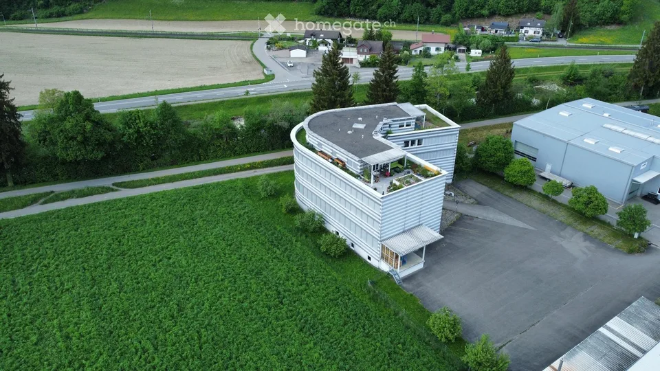 Gewerbeflächen zur Miete in Rikon im Tösstal