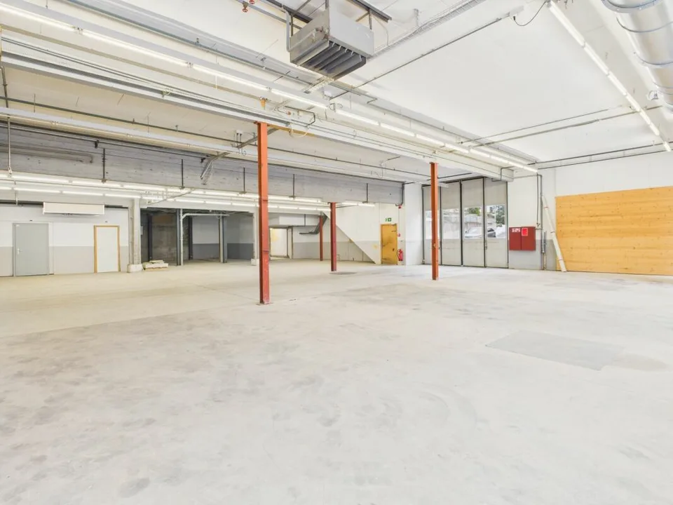 Attractive commercial space approx. 464 m2