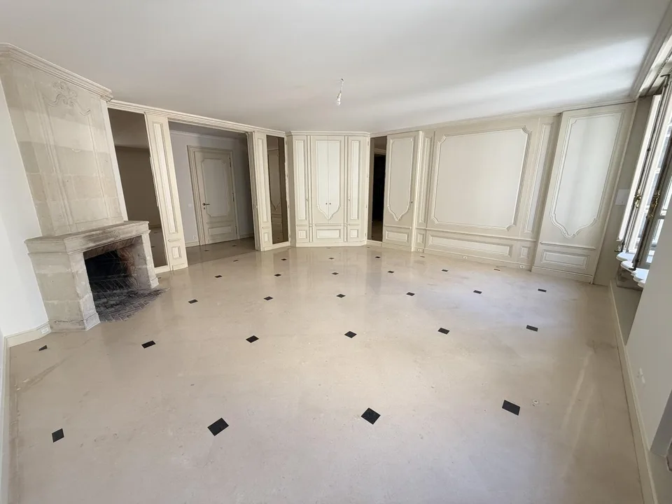 Duplex d'exception à louer ? Vieille Ville de Genève