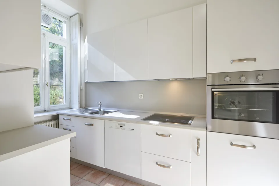 MENDRISIO BÜRO MIT 180 MQ IN VILLA – Foto 7 von 12