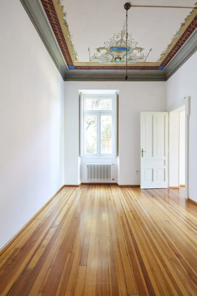 MENDRISIO BUREAU DE 180 M² DANS VILLA