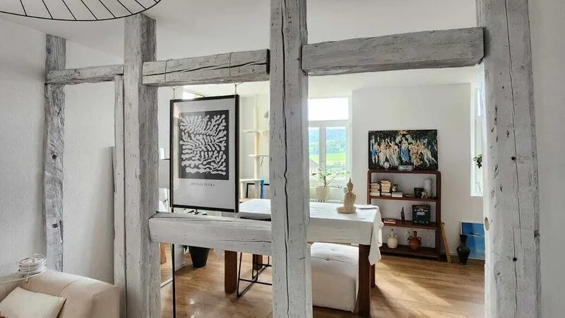 Zweieinhalb-Zimmer-Wohnung