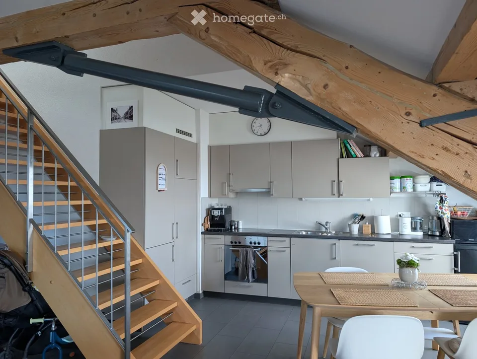 Wohnung mit 4.5 Zimmern im Herzen von Rolle